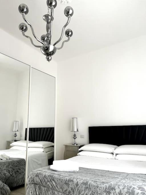 Hotel Virginia Apartaments - Stazione Termini Рим Екстер'єр фото