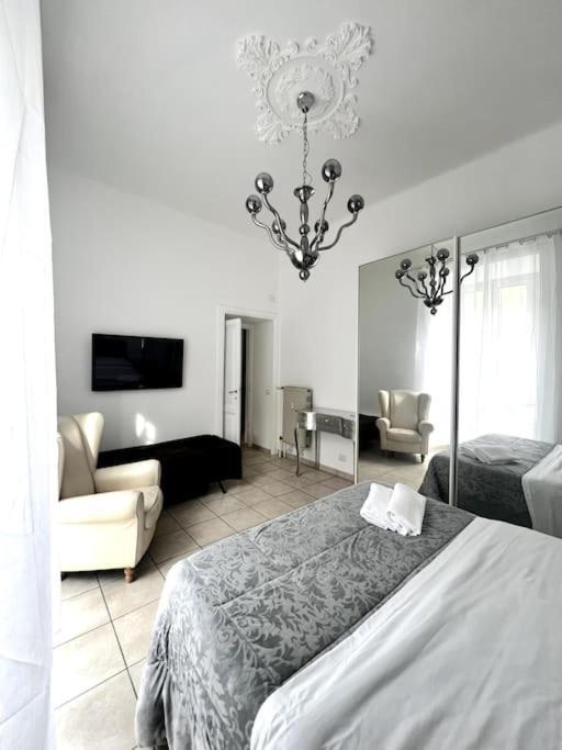 Hotel Virginia Apartaments - Stazione Termini Рим Екстер'єр фото